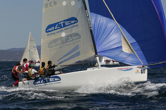 Monotipi a Confronto: Melges 24 VS Platu 25