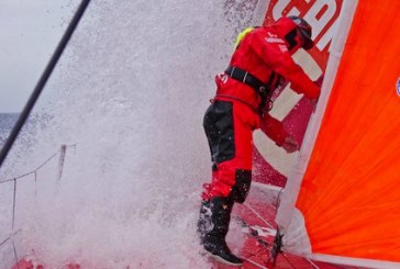 Volvo Ocean Race: Puma dopo la “benzina oceanica” fa rotta su Tristan, Telefonica al comando a tutto gas